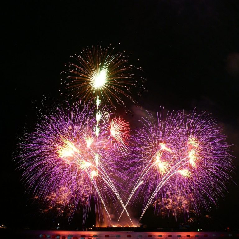 Feuerwerk beim Pattaya International Fireworks Festival