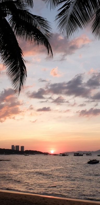 Sonnenuntergang am Pattaya Beach